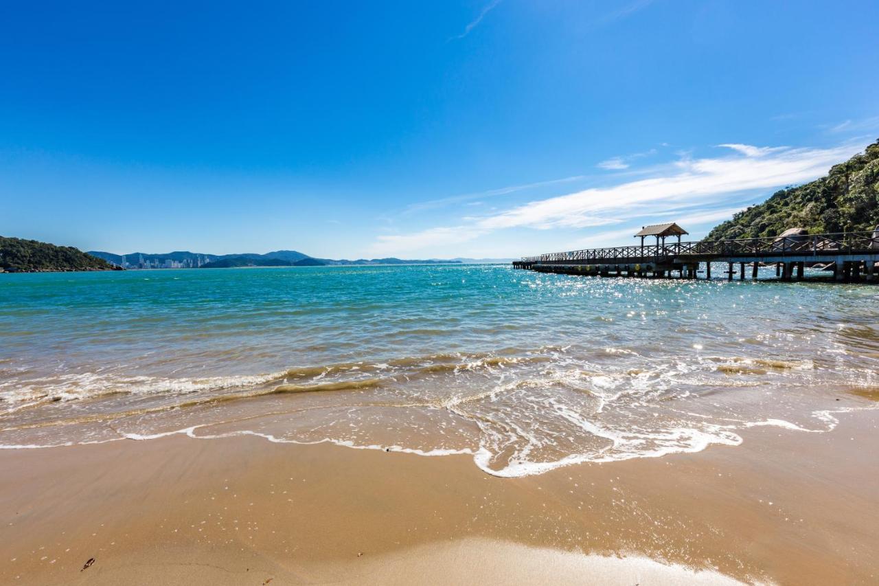 RECANTO NOVÍSSIMO em BC na Praia do Estaleiro Balneario Camboriu Exterior foto