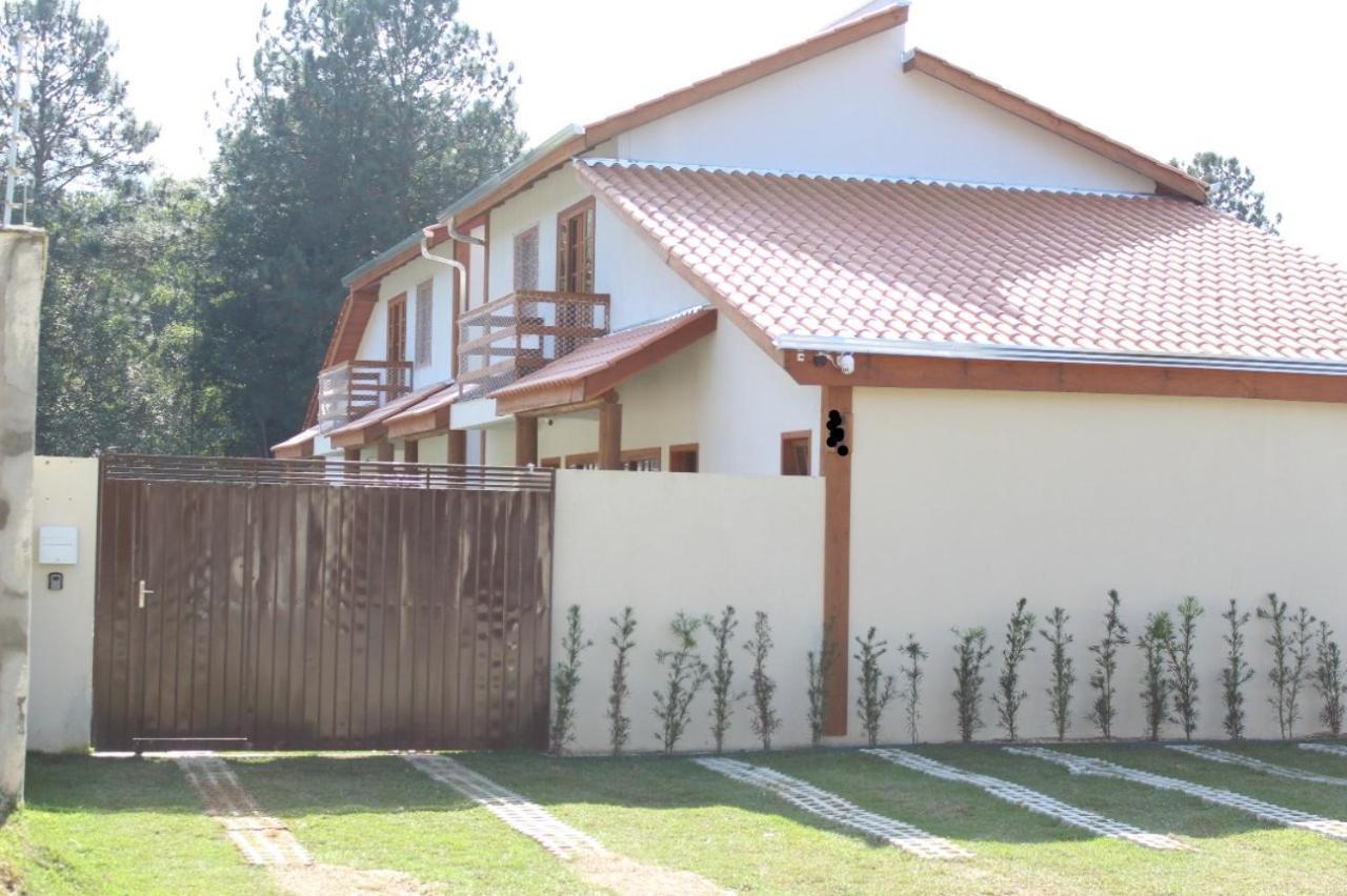 RECANTO NOVÍSSIMO em BC na Praia do Estaleiro Balneario Camboriu Exterior foto
